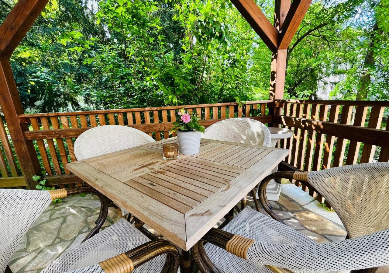 Ferienwohnungen An Der Salvatorkirche - Exklusiv-Apartments Mit Terrasse Кобург Екстер'єр фото